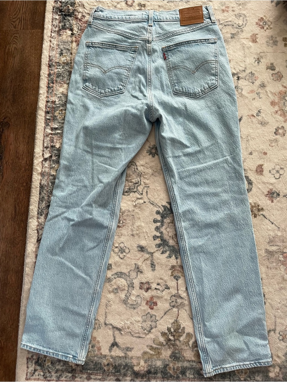 Levi's Light Wash 70s slim high rise Straight Leg Jeans